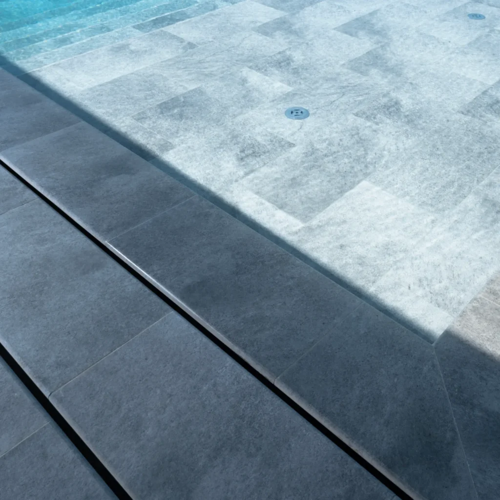 Pool Garden Grey 03