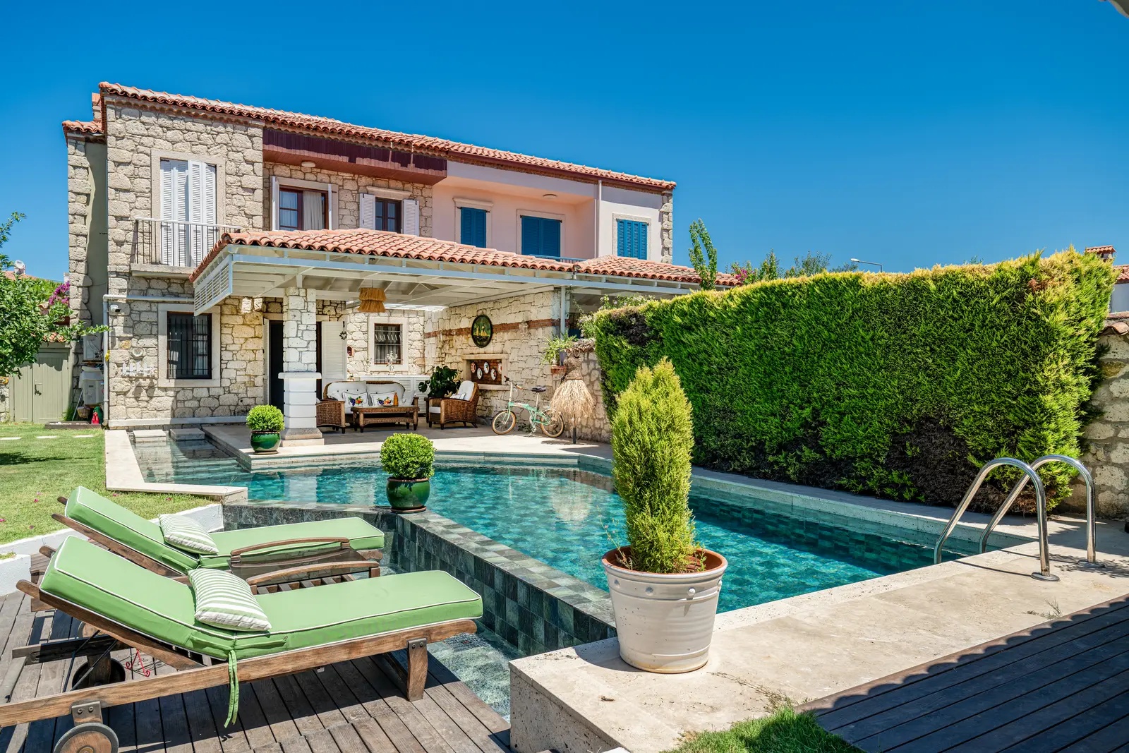 natural-piazza-green